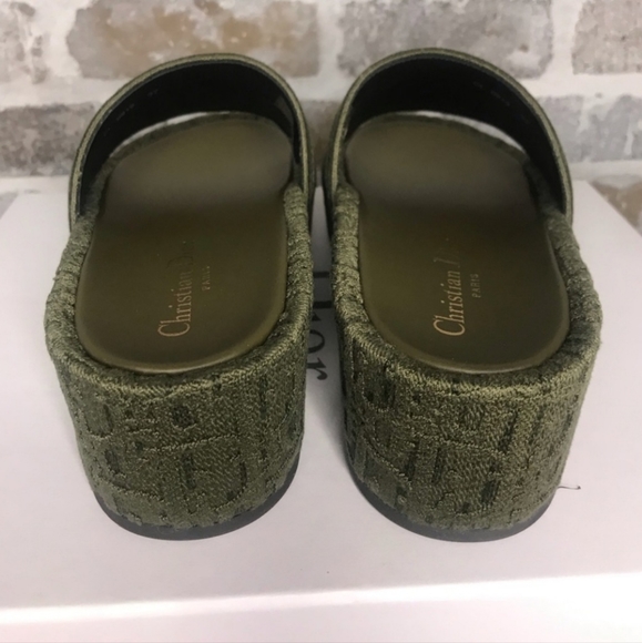 ‼️SOLD‼️Dior Dway Sandals - Picture 3 of 6